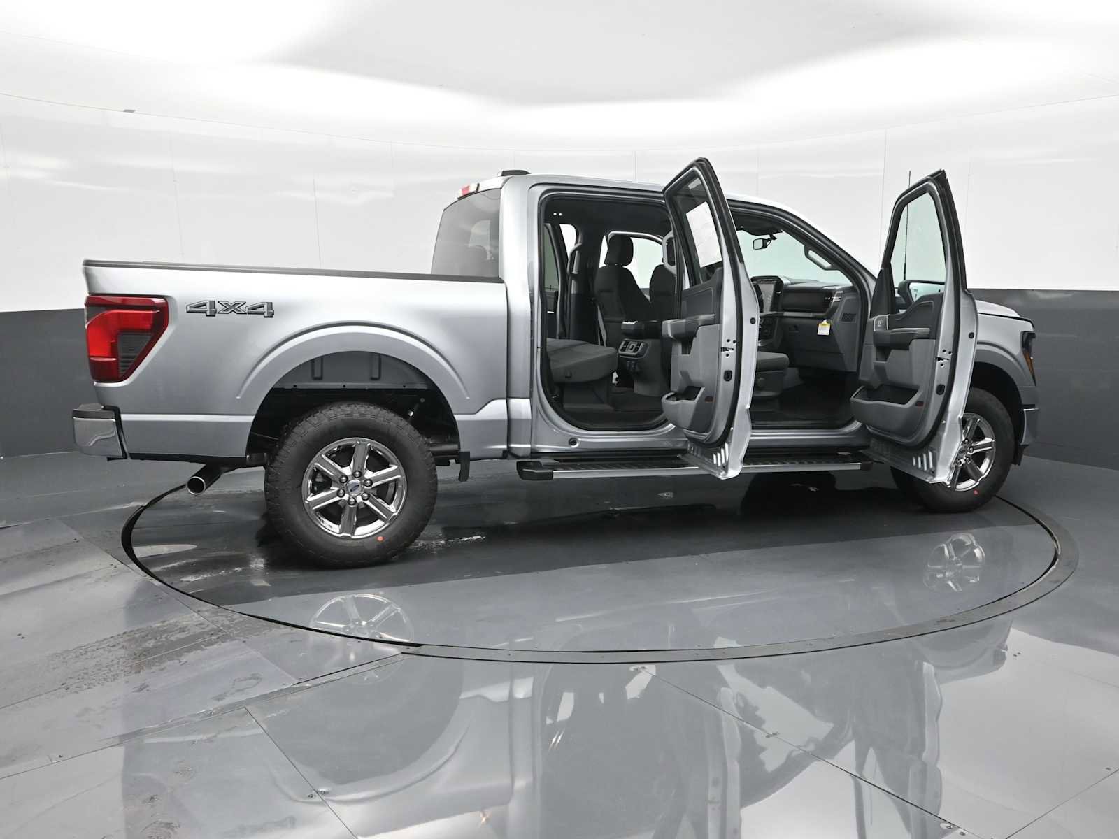 New 2024 Ford F150 XLT w/ Mobile Office Package image 28