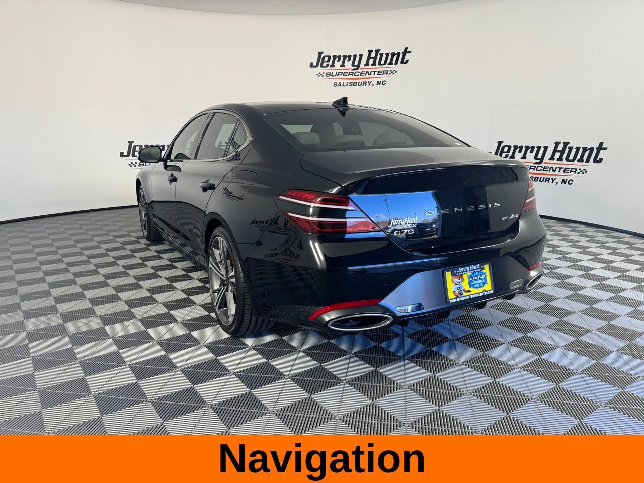 Used 2025 Genesis G70 3.3T Advanced image 8