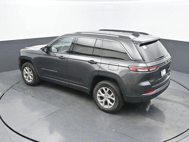 Used 2022 Jeep Grand Cherokee Limited image 47