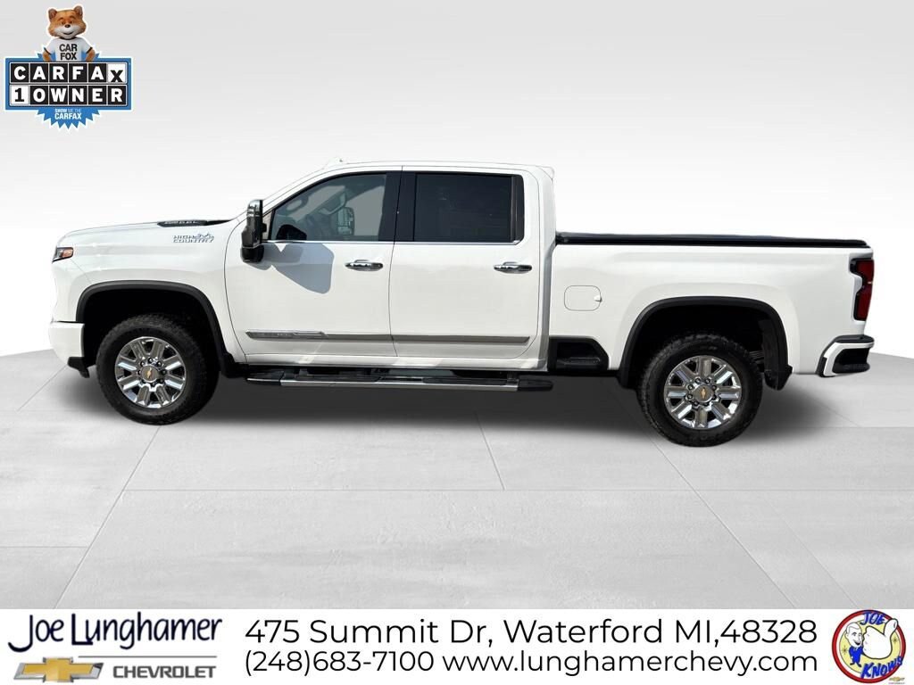 Used 2024 Chevrolet Silverado 2500 High Country w/ High Country Premium Package AWD/4WD image 6
