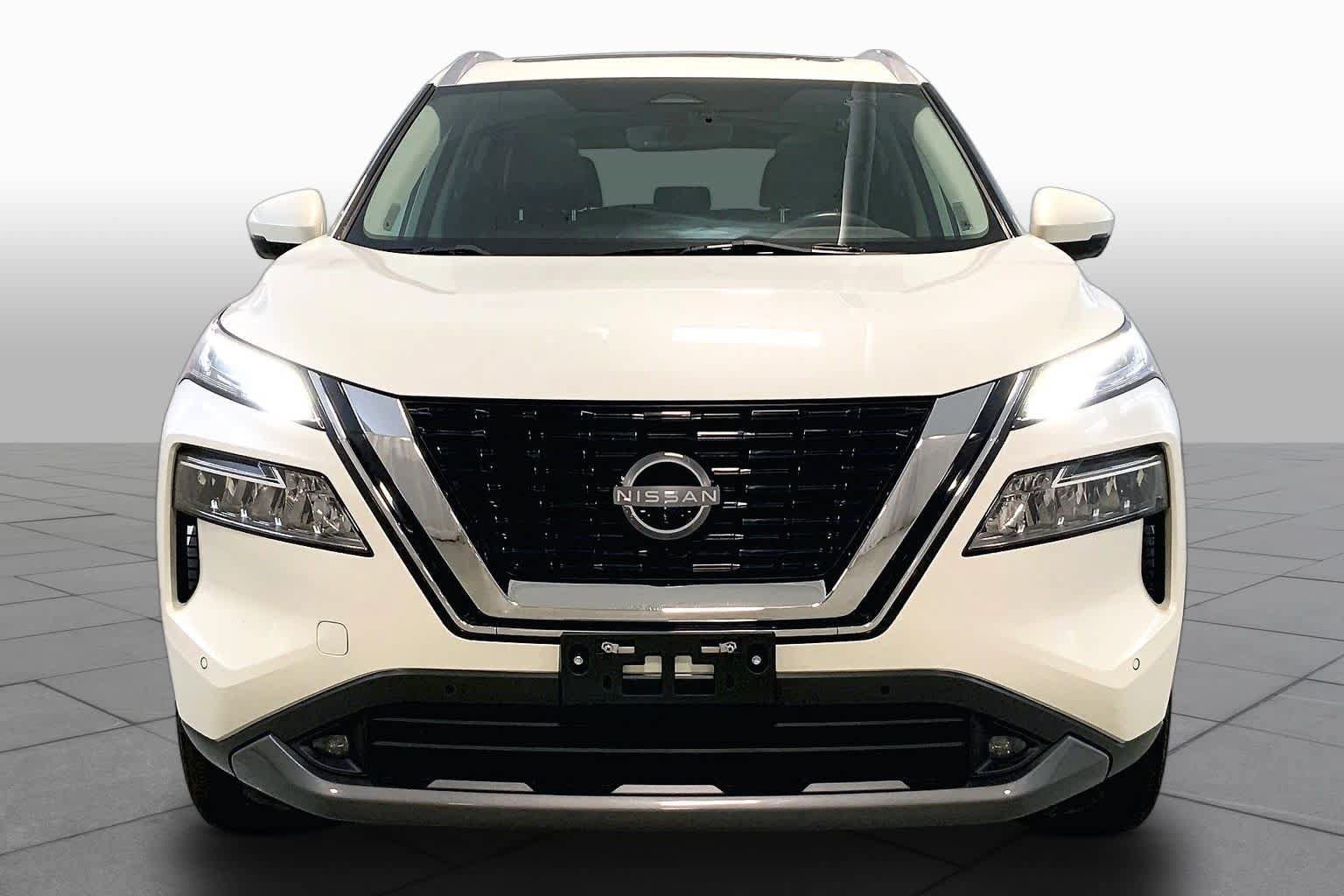 Used 2022 Nissan Rogue SL w/ SL Premium Package AWD/4WD image 3