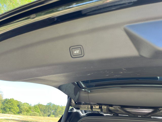 Certified 2024 Chevrolet Tahoe Premier w/ Advanced Technology Package image 8