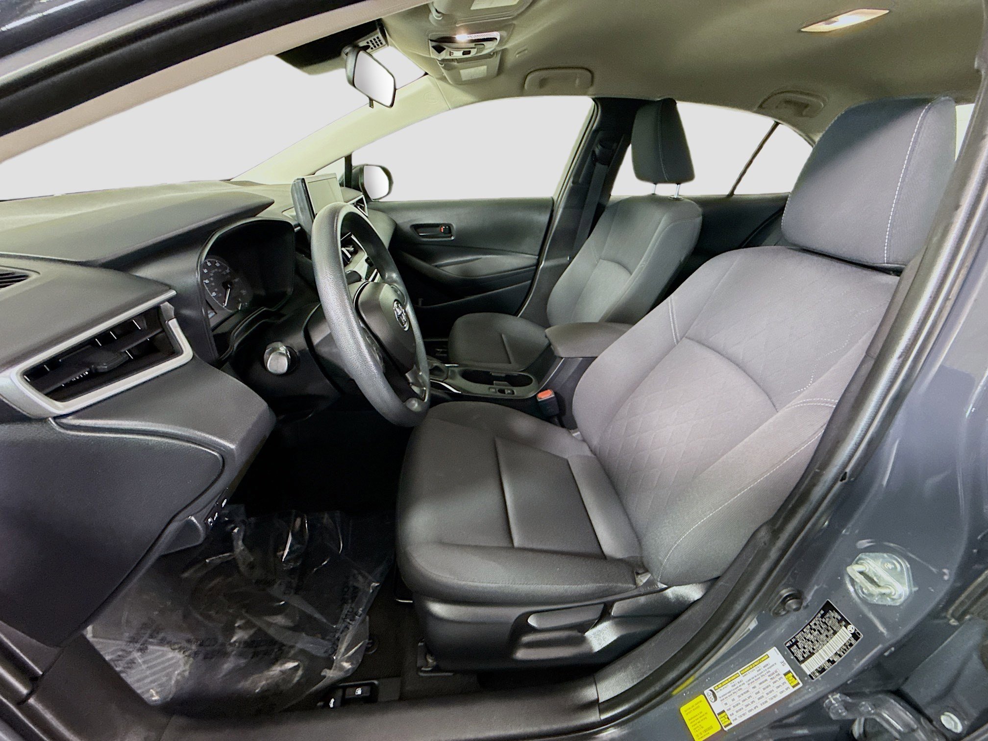 Used 2024 Toyota Corolla LE FWD image 21