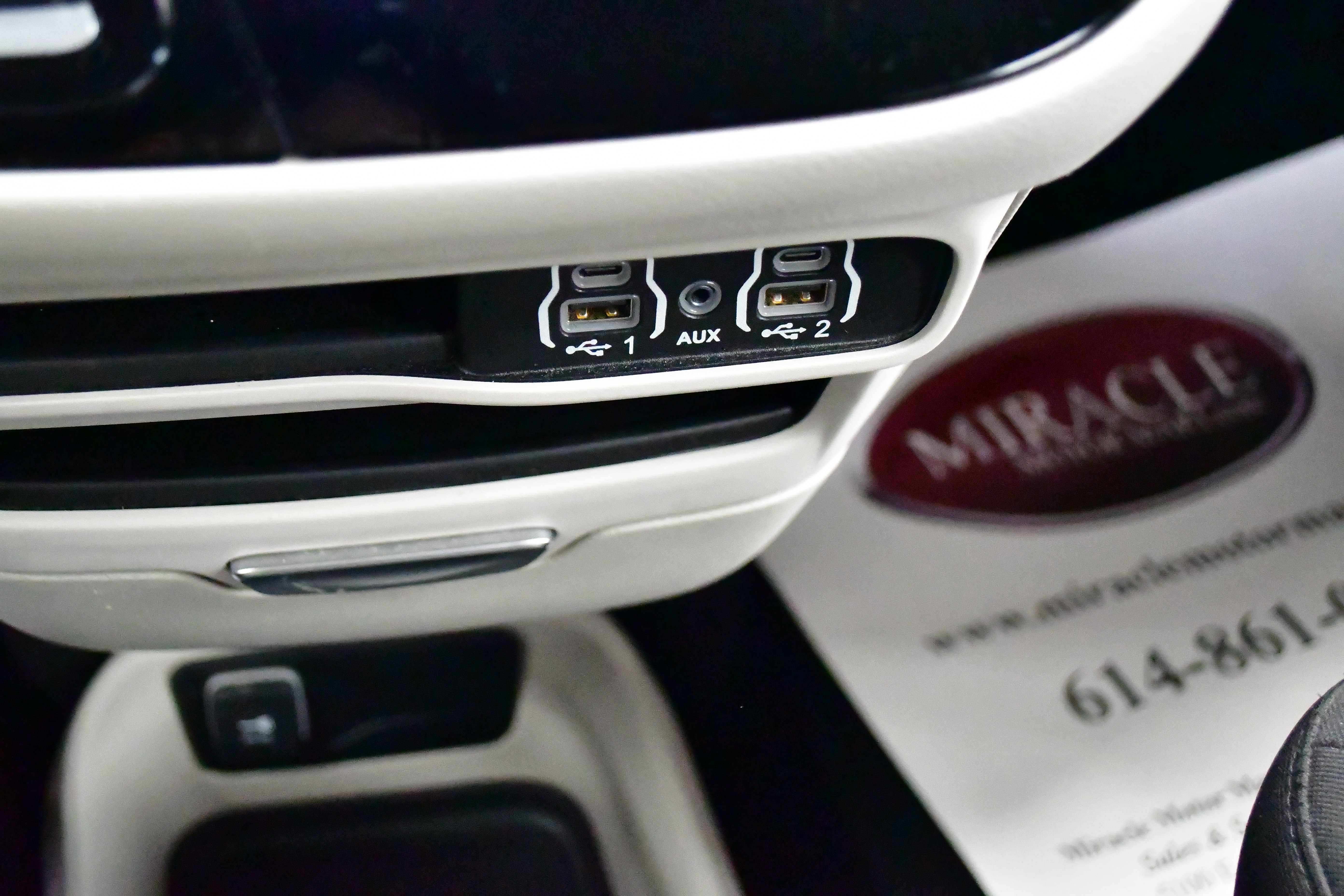 Used 2023 Chrysler Voyager LX FWD image 30