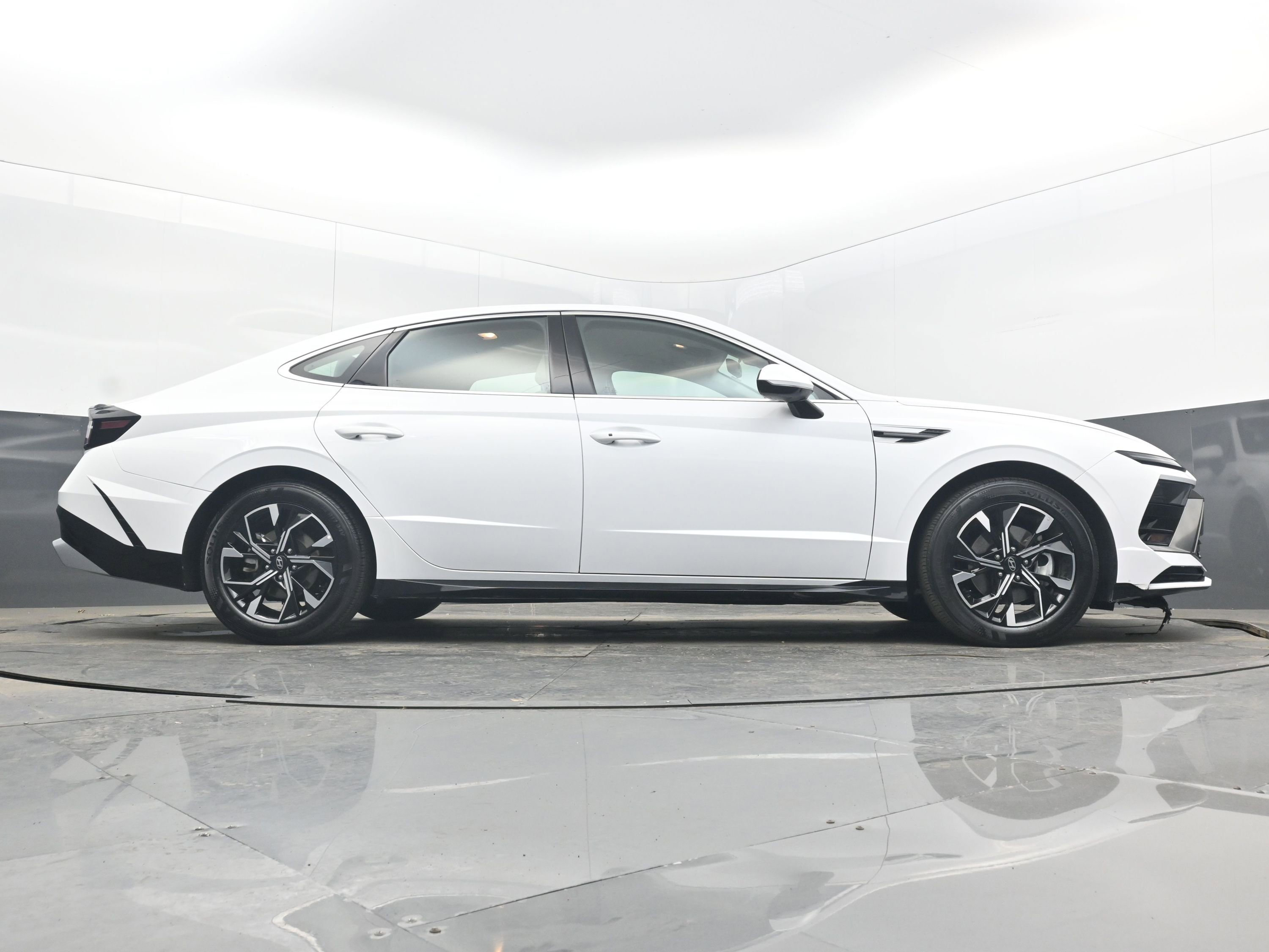 Used 2025 Hyundai Sonata SEL image 27