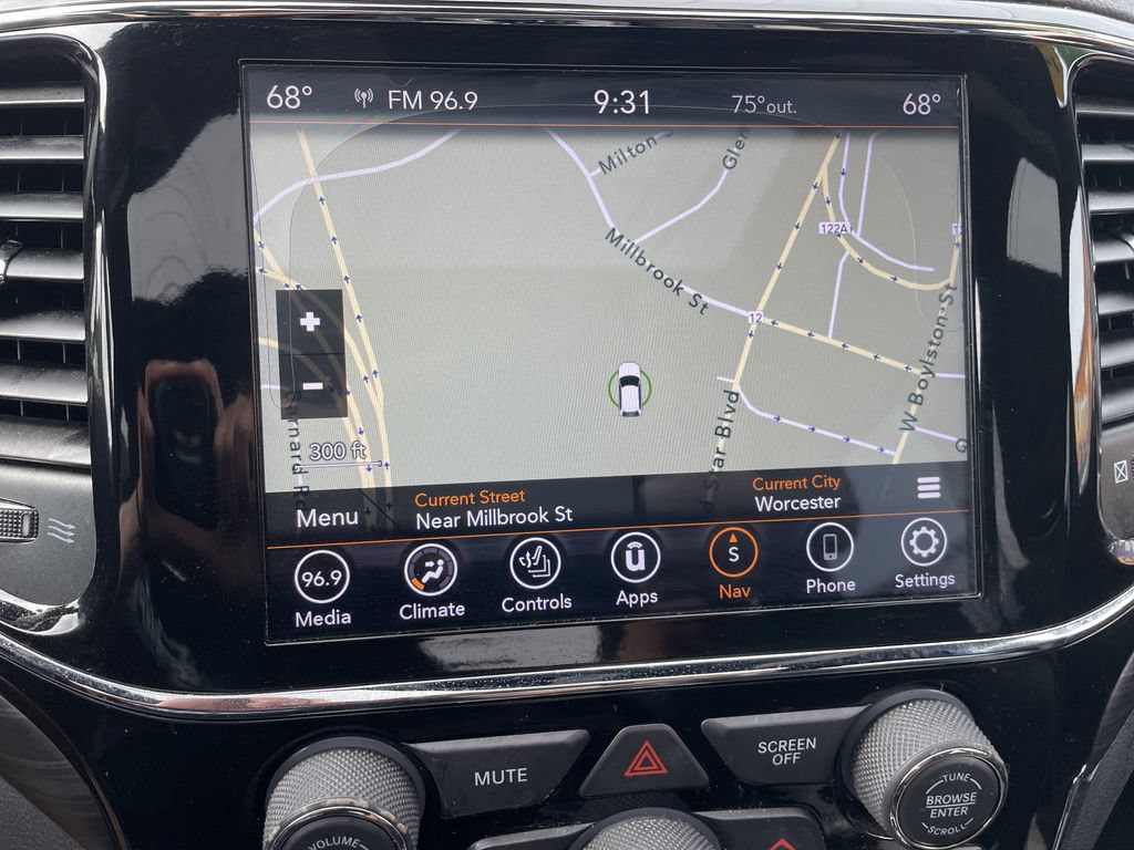 Certified 2020 Jeep Grand Cherokee Altitude AWD/4WD image 19