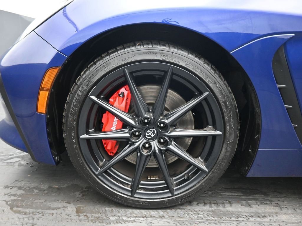 Used 2025 Toyota GR86 w/ Performance Package image 43