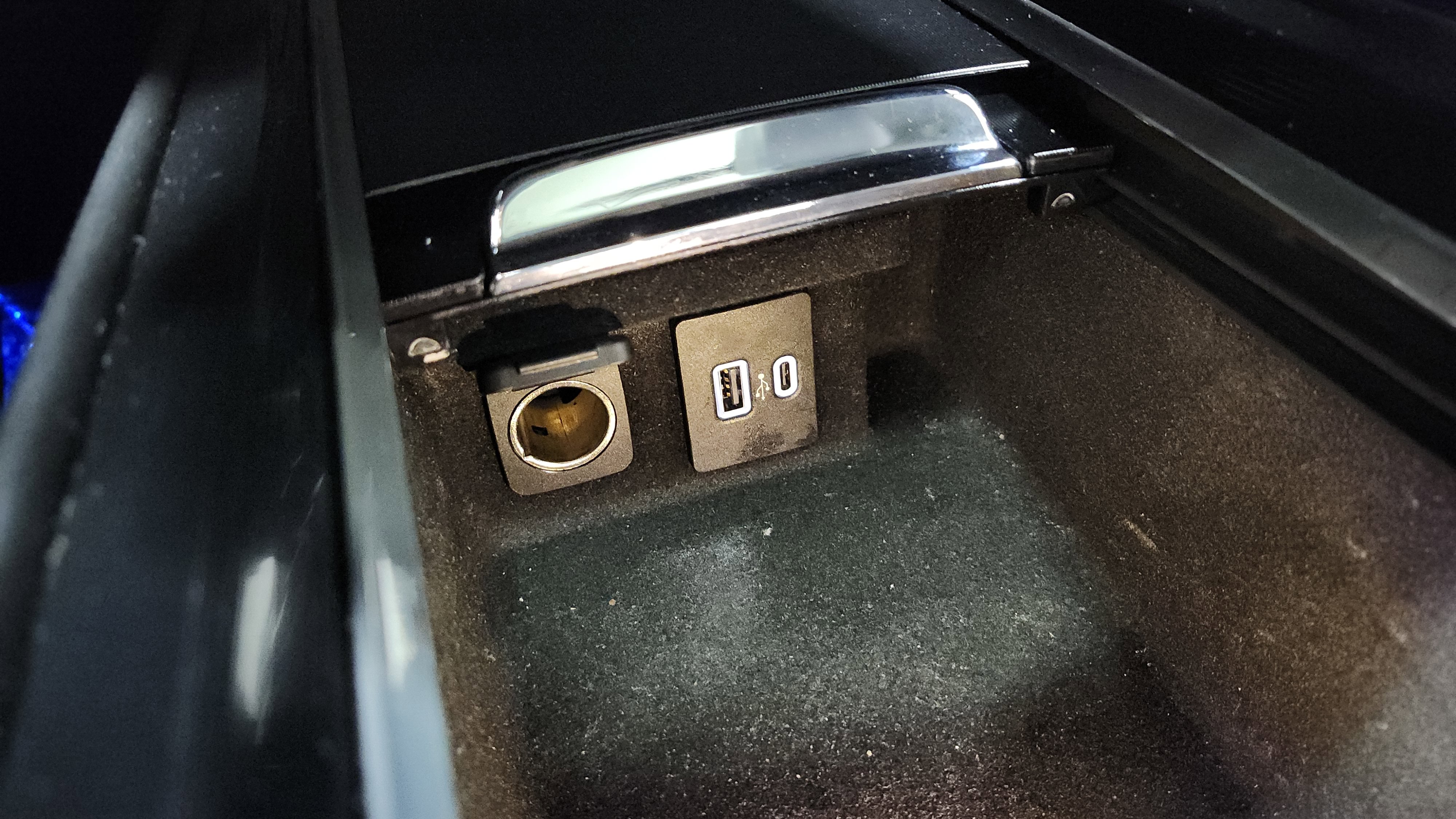 Used 2021 Lincoln Corsair AWD w/ Premium Package image 34