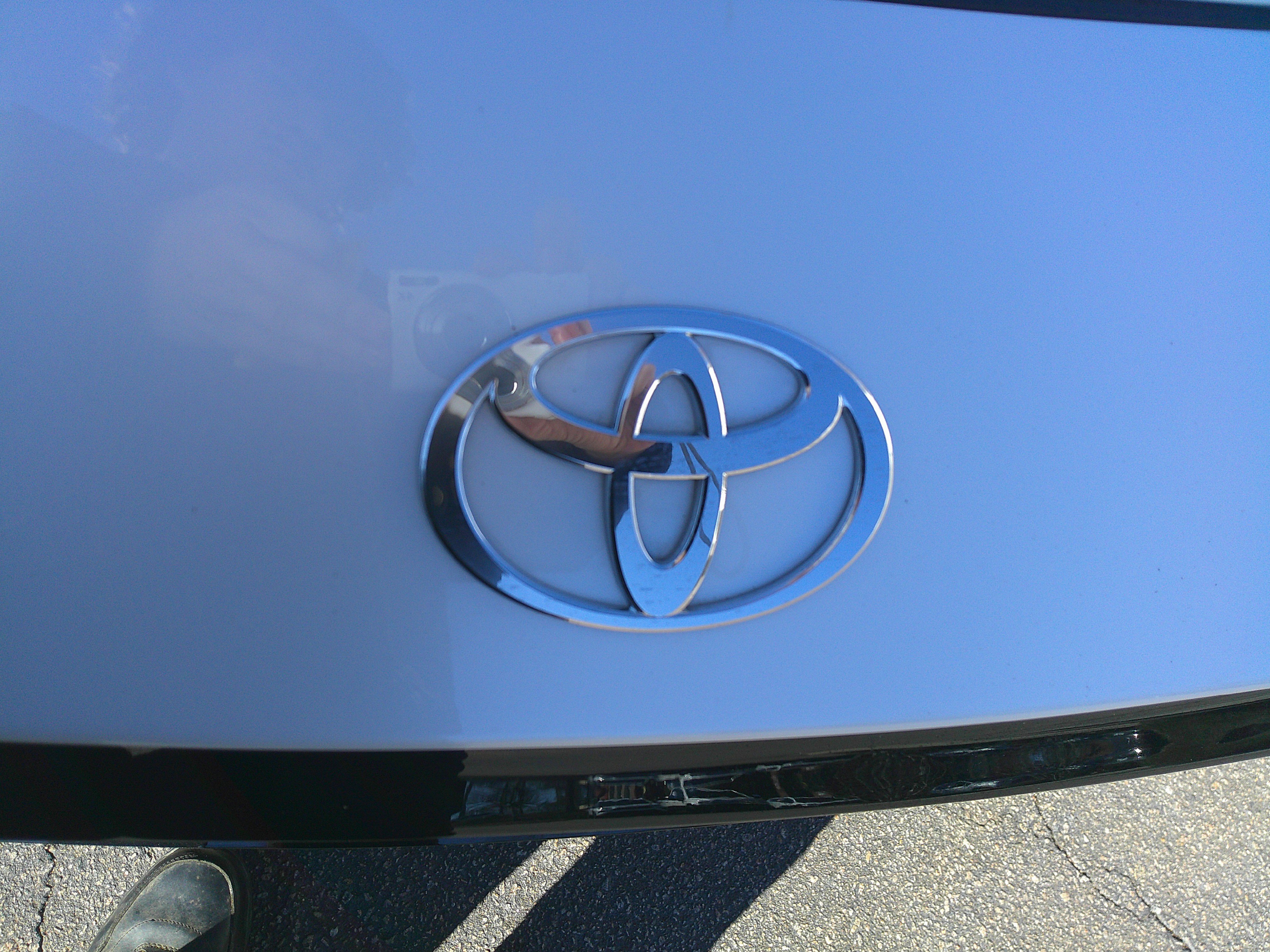 Used 2023 Toyota Crown Limited image 3