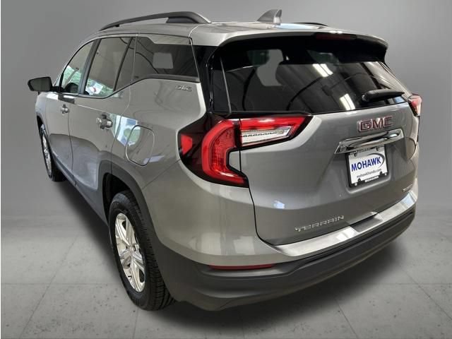 Used 2024 GMC Terrain SLE AWD/4WD image 3