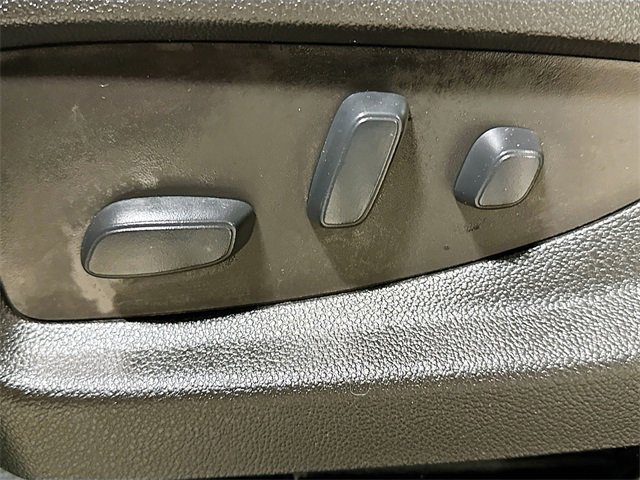 Used 2018 Chevrolet Silverado 1500 LT w/ All Star Edition image 14