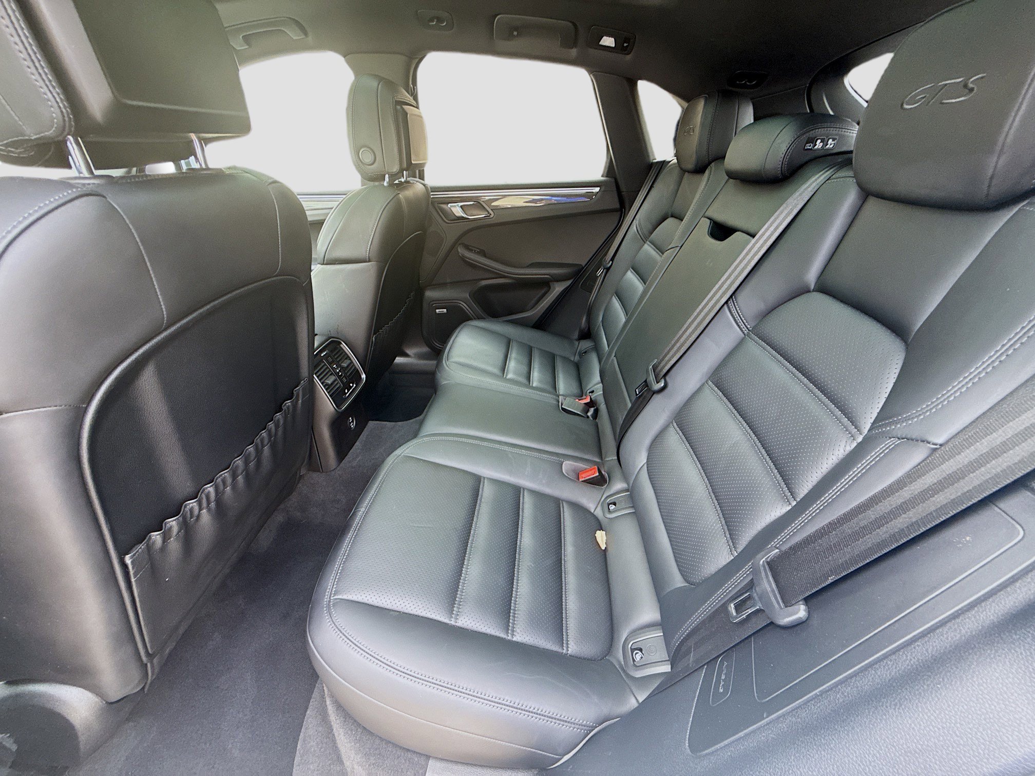 Used 2020 Porsche Macan GTS image 24