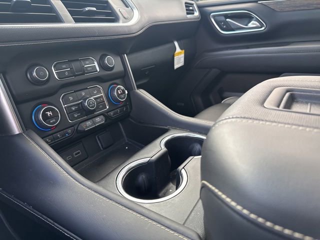 Used 2023 Chevrolet Suburban Premier AWD/4WD image 20