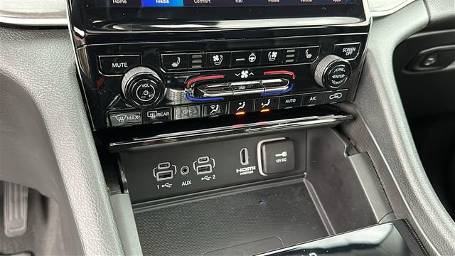 Used 2023 Jeep Grand Cherokee 30th Anniversary image 20