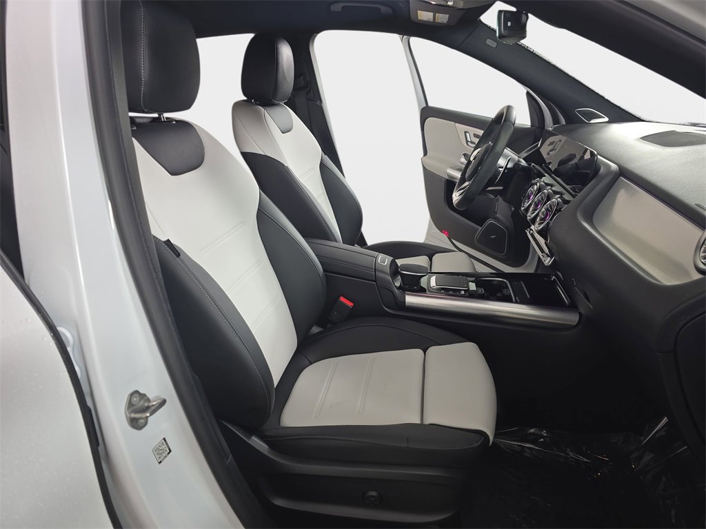 Used 2023 Mercedes-Benz GLA 45 AMG 4MATIC image 11