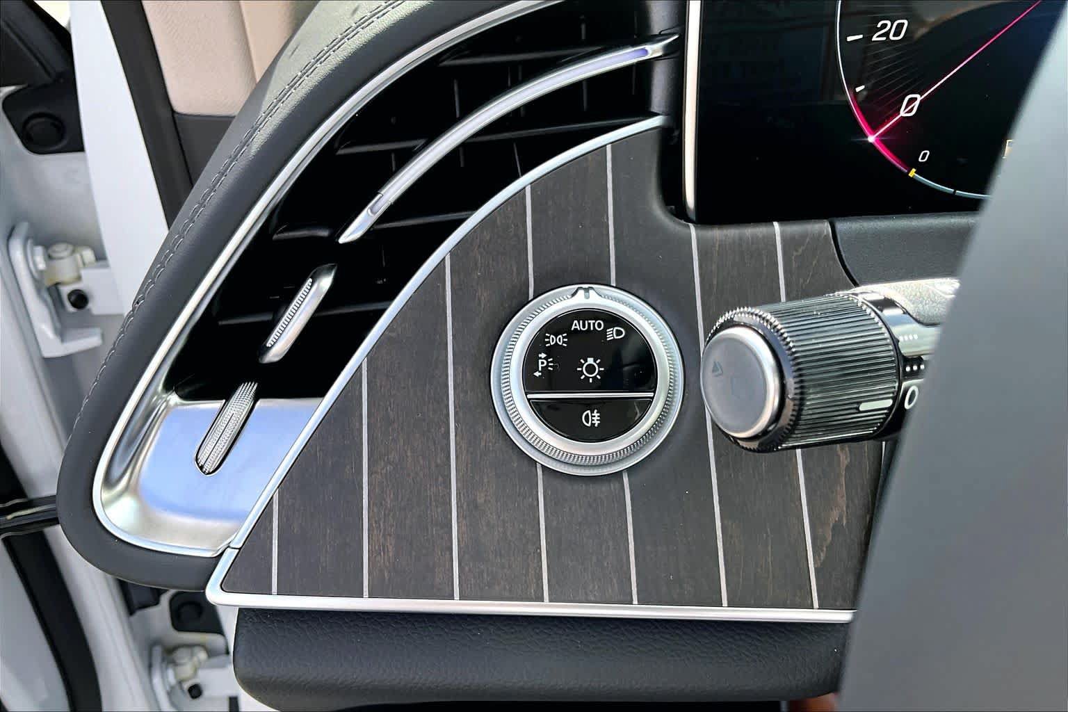 New 2026 Mercedes-Benz E 450 4MATIC Sedan image 11