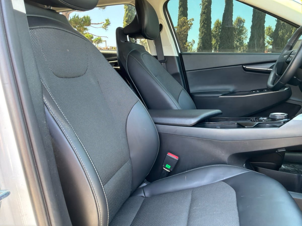 Used 2025 Kia EV6 Light RWD image 21