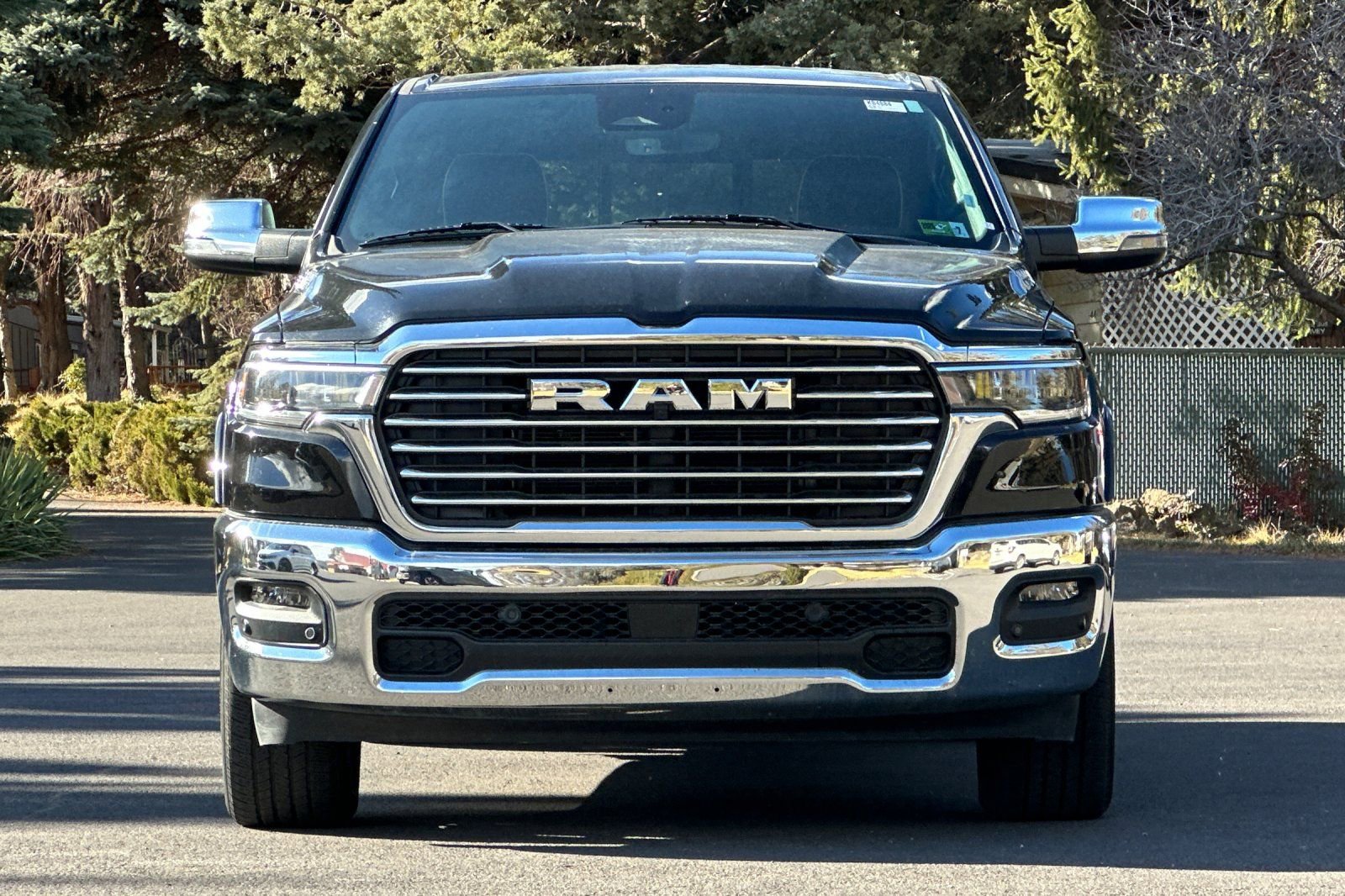 Used 2025 RAM 1500 Laramie image 9