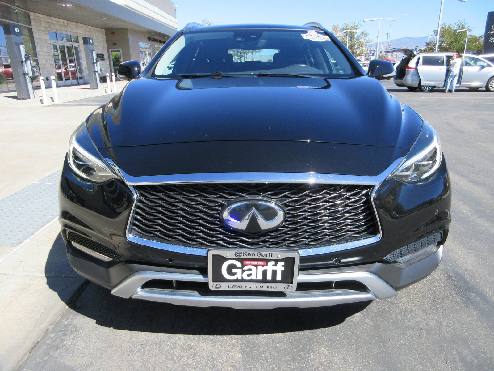 Used 2018 INFINITI QX30 AWD w/ Pro Assist Package image 15