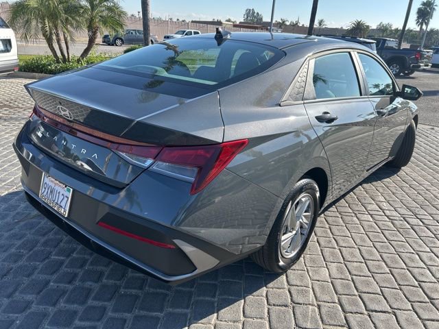 Certified 2026 Hyundai Elantra SE image 4
