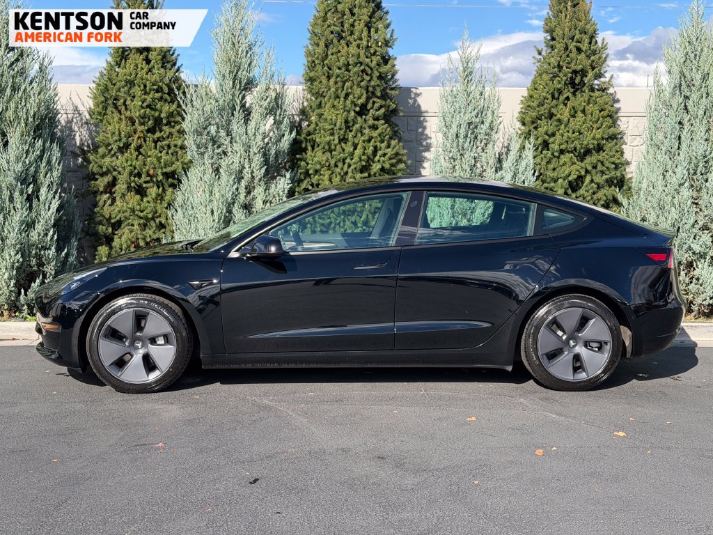 Used 2022 Tesla Model 3 Long Range AWD/4WD image 4
