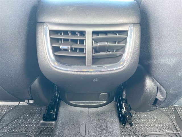 Used 2022 Chevrolet Malibu LT image 20