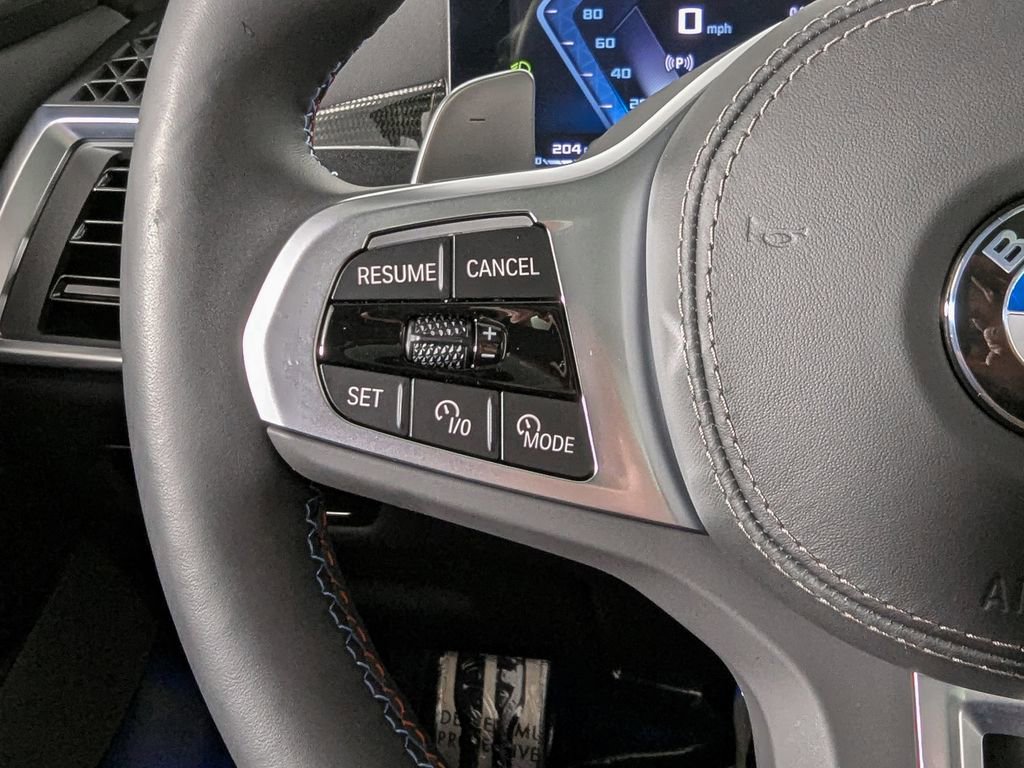 Used 2026 BMW X7 M60i image 41