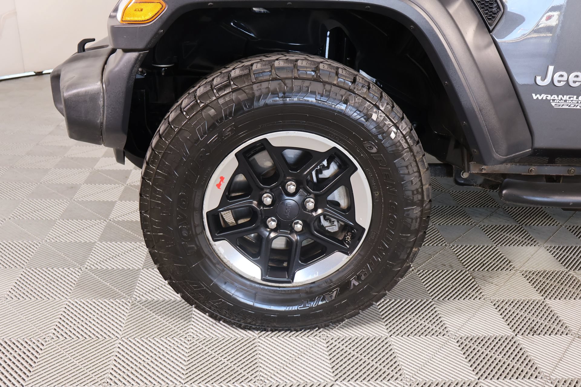 Used 2019 Jeep Wrangler Unlimited Sport S AWD/4WD image 16