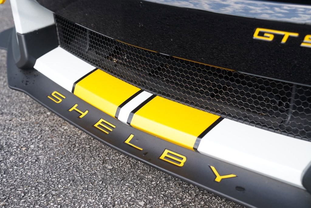 Used 2022 Ford Mustang Shelby GT500 w/ Technology Package RWD image 6
