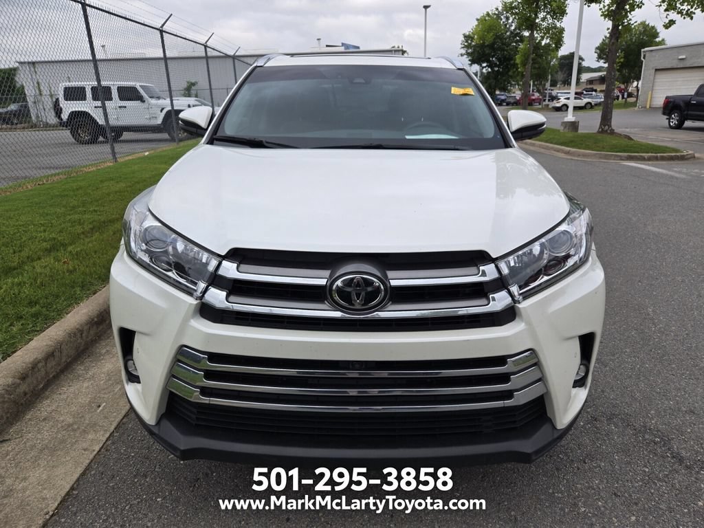 Used 2019 Toyota Highlander Limited Platinum AWD/4WD image 13