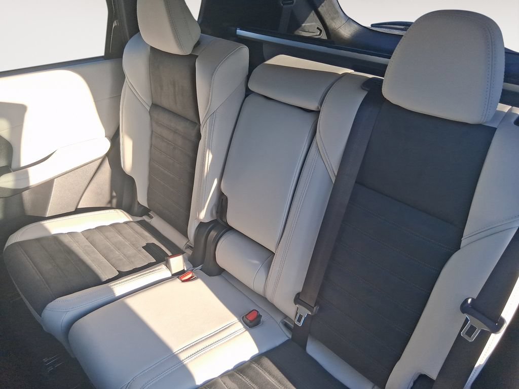 New 2026 Mitsubishi Outlander SE FWD image 13