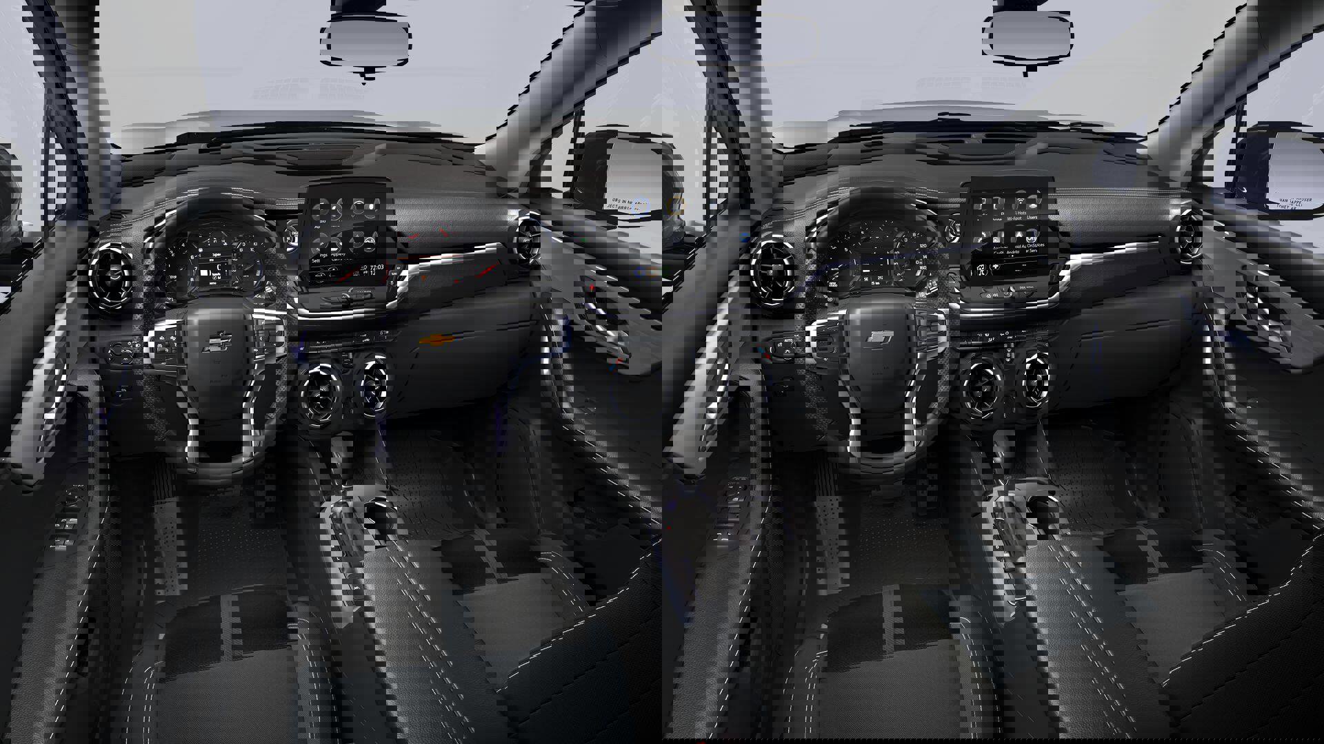 New 2025 Chevrolet Blazer LT w/ Midnight/Sport Edition image 28