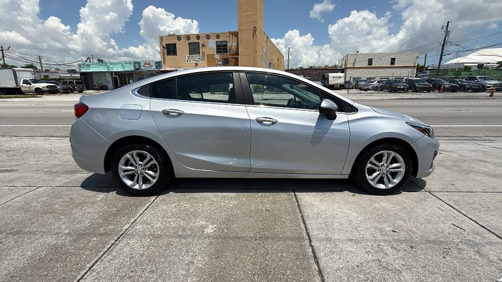Used 2019 Chevrolet Cruze LT w/ LT Fleet Convenience Package FWD image 15
