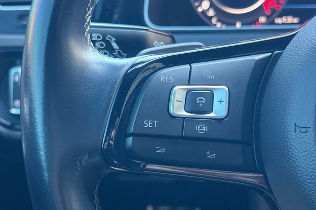 Used 2019 Volkswagen Golf R 4-Door image 28