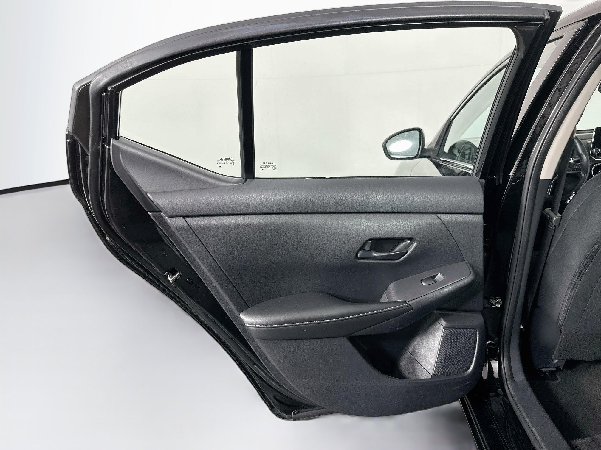 Used 2025 Nissan Sentra SV FWD image 24