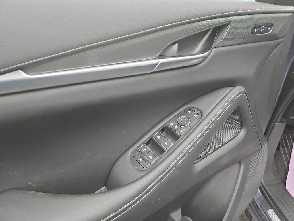 Used 2023 INFINITI QX60 Luxe image 11