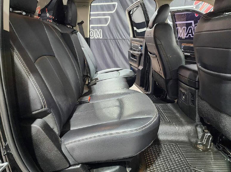 Used 2018 RAM 3500 Laramie AWD/4WD image 11