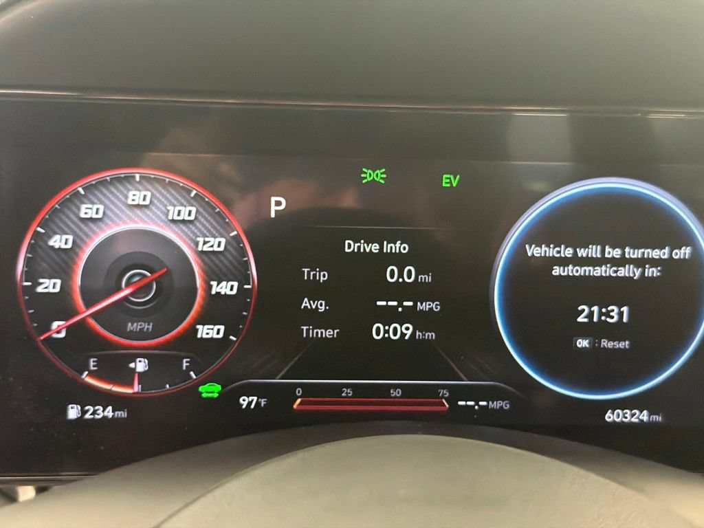 Used 2023 Hyundai Elantra Limited FWD image 19