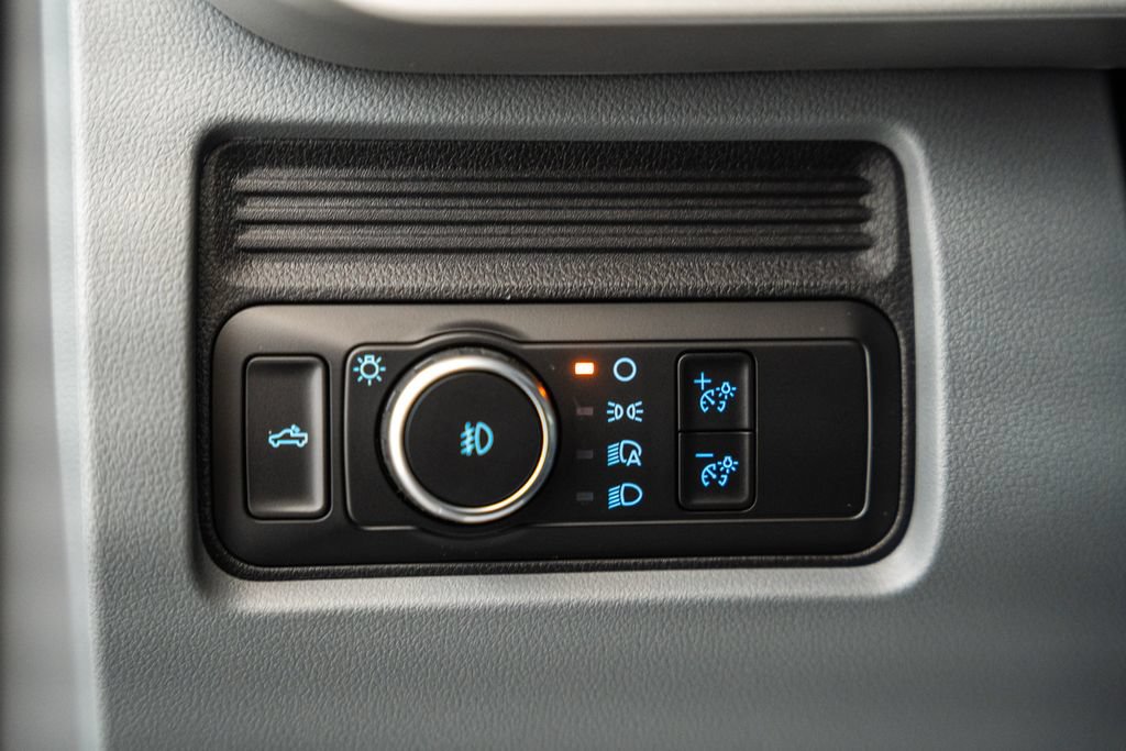 New 2026 Ford F350 XL w/ 360-Degree Camera Package AWD/4WD image 43