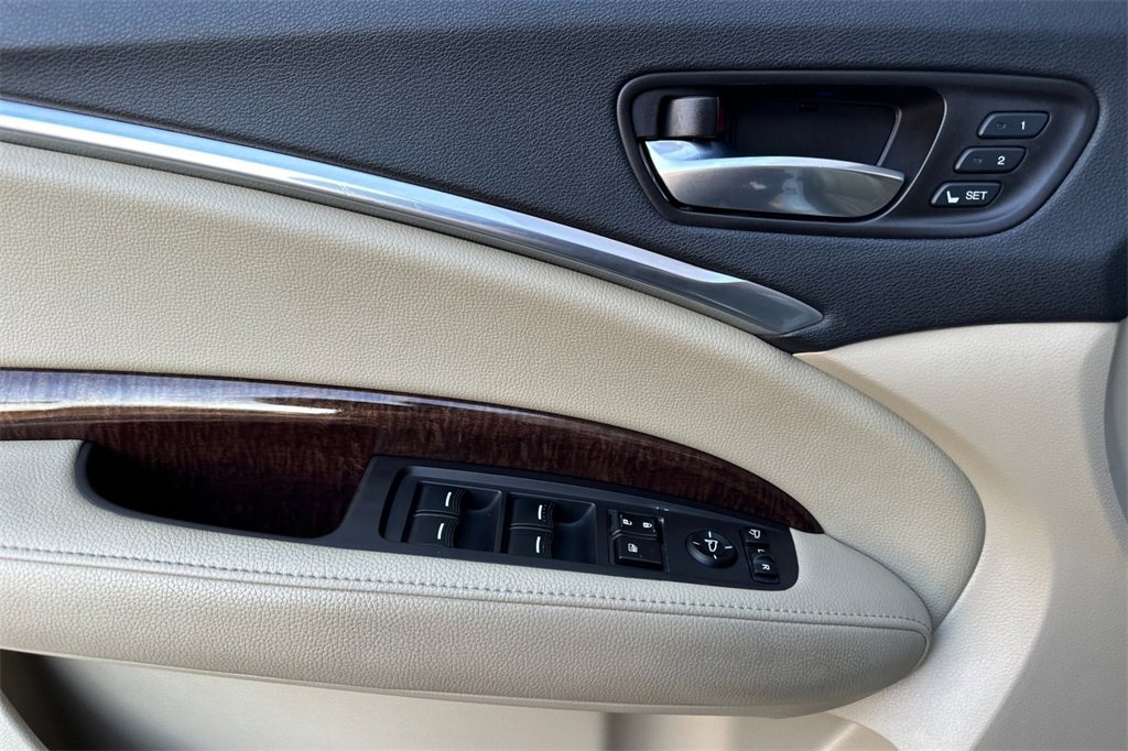 Used 2018 Acura MDX 3.5L image 12