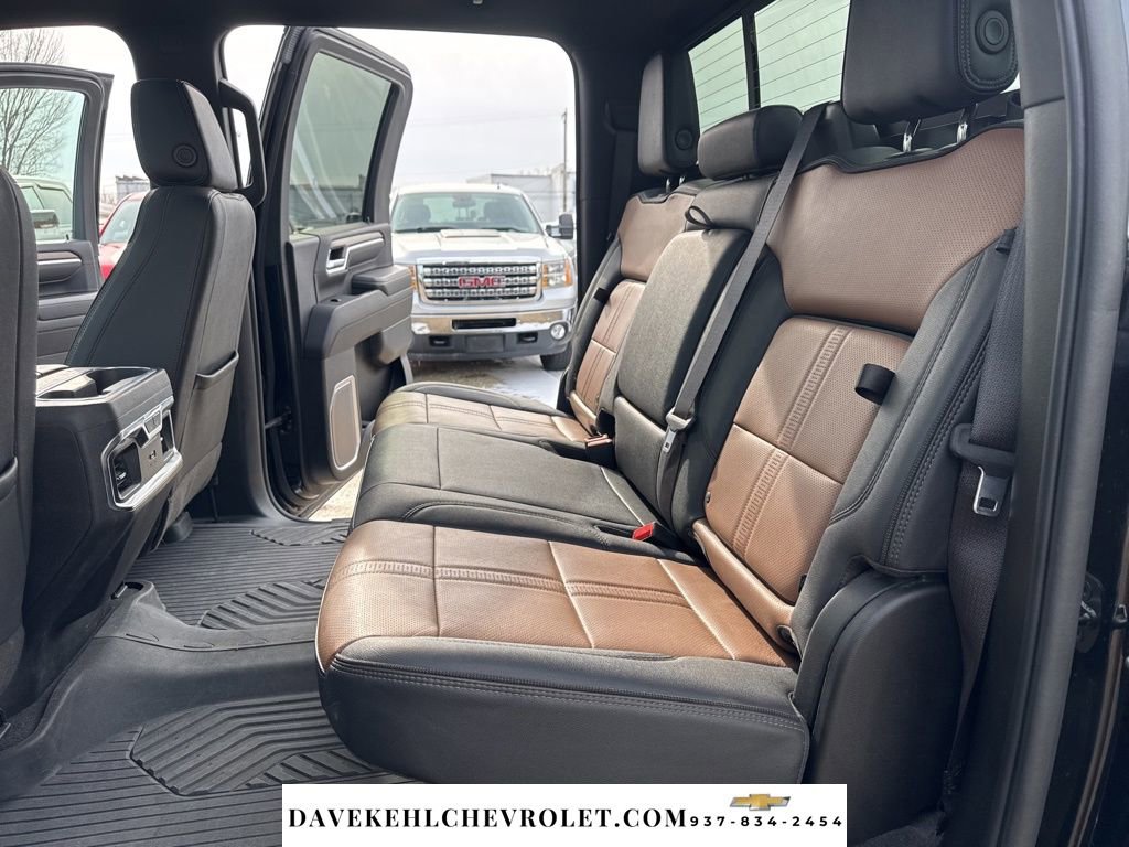 Used 2024 Chevrolet Silverado 3500 High Country w/ High Country Premium Package image 25