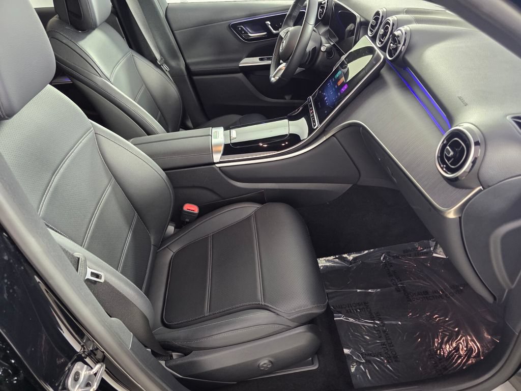 Certified 2025 Mercedes-Benz GLC 300 image 26