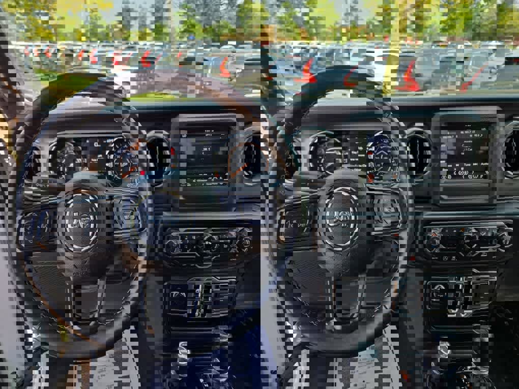 Used 2021 Jeep Gladiator Sport image 31