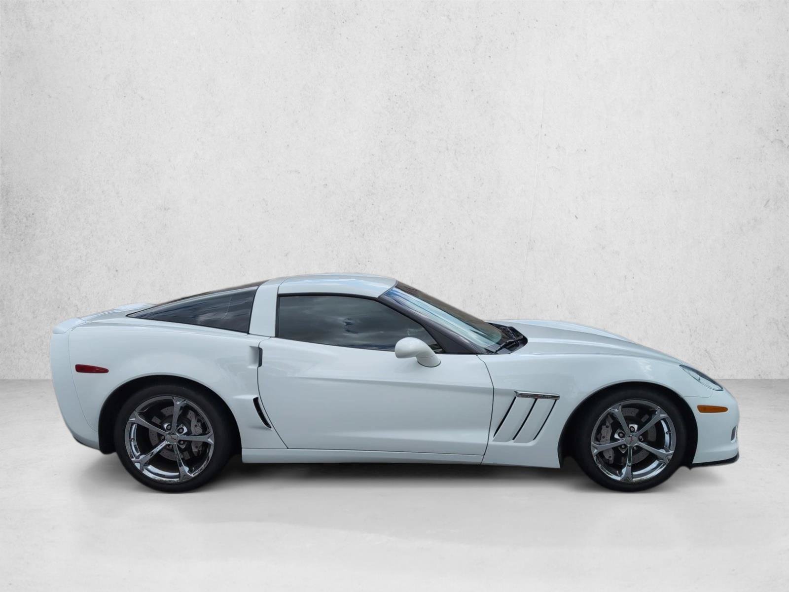 Used 2012 Chevrolet Corvette Grand Sport w/ 3LT Preferred Equipment Group RWD image 4