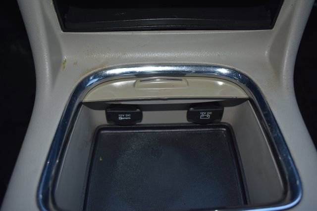 Used 2019 Dodge Grand Caravan SXT FWD image 27