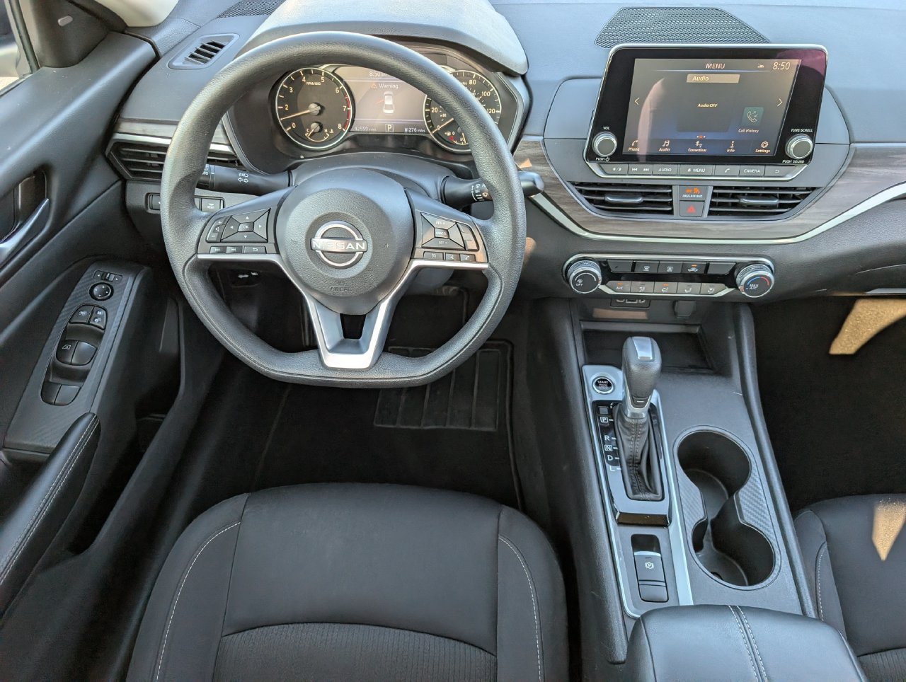 Used 2025 Nissan Altima 2.5 SV AWD/4WD image 10