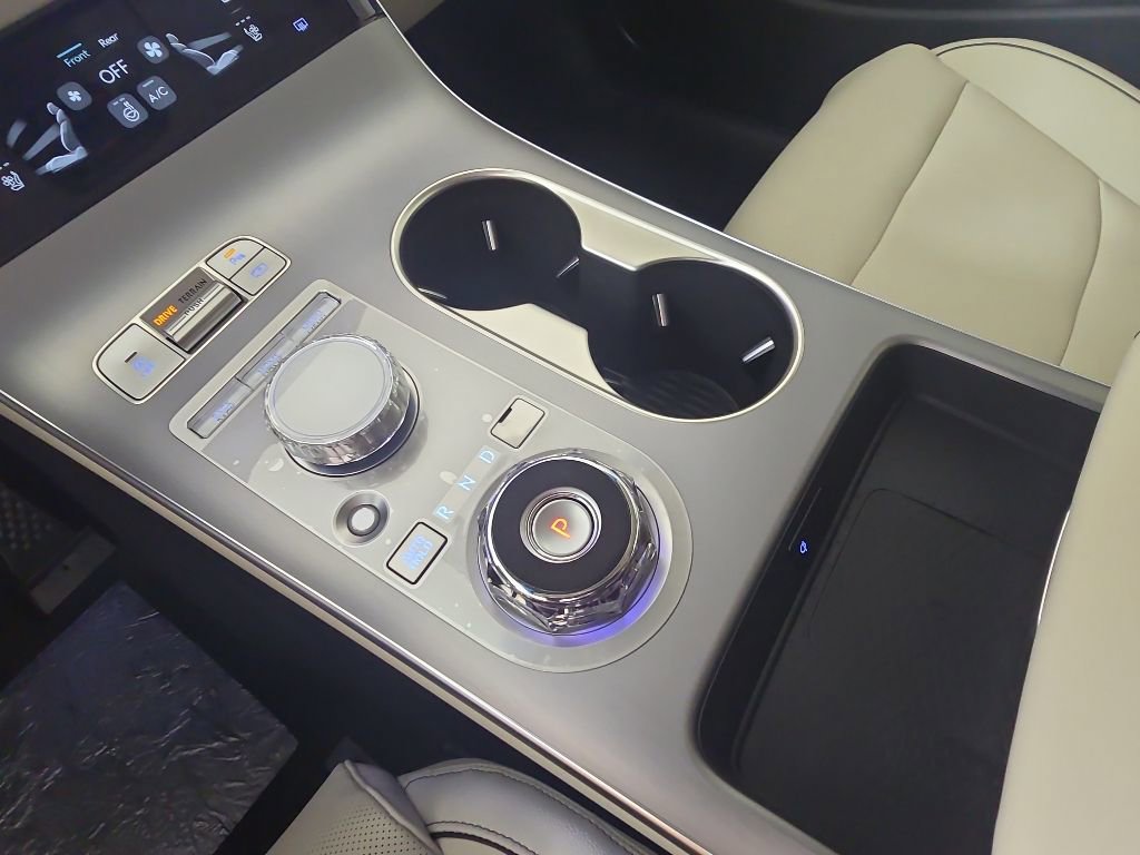New 2026 Genesis GV70 2.5T Advanced AWD/4WD image 19