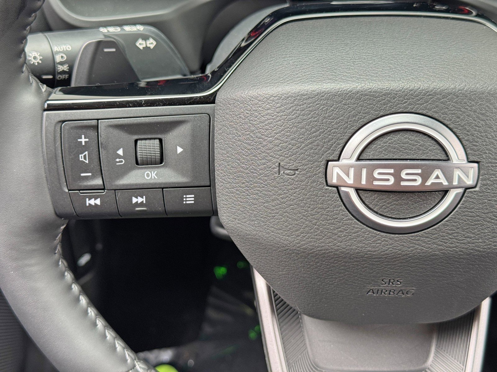 Used 2025 Nissan Rogue Platinum w/ Tech Package AWD/4WD image 21