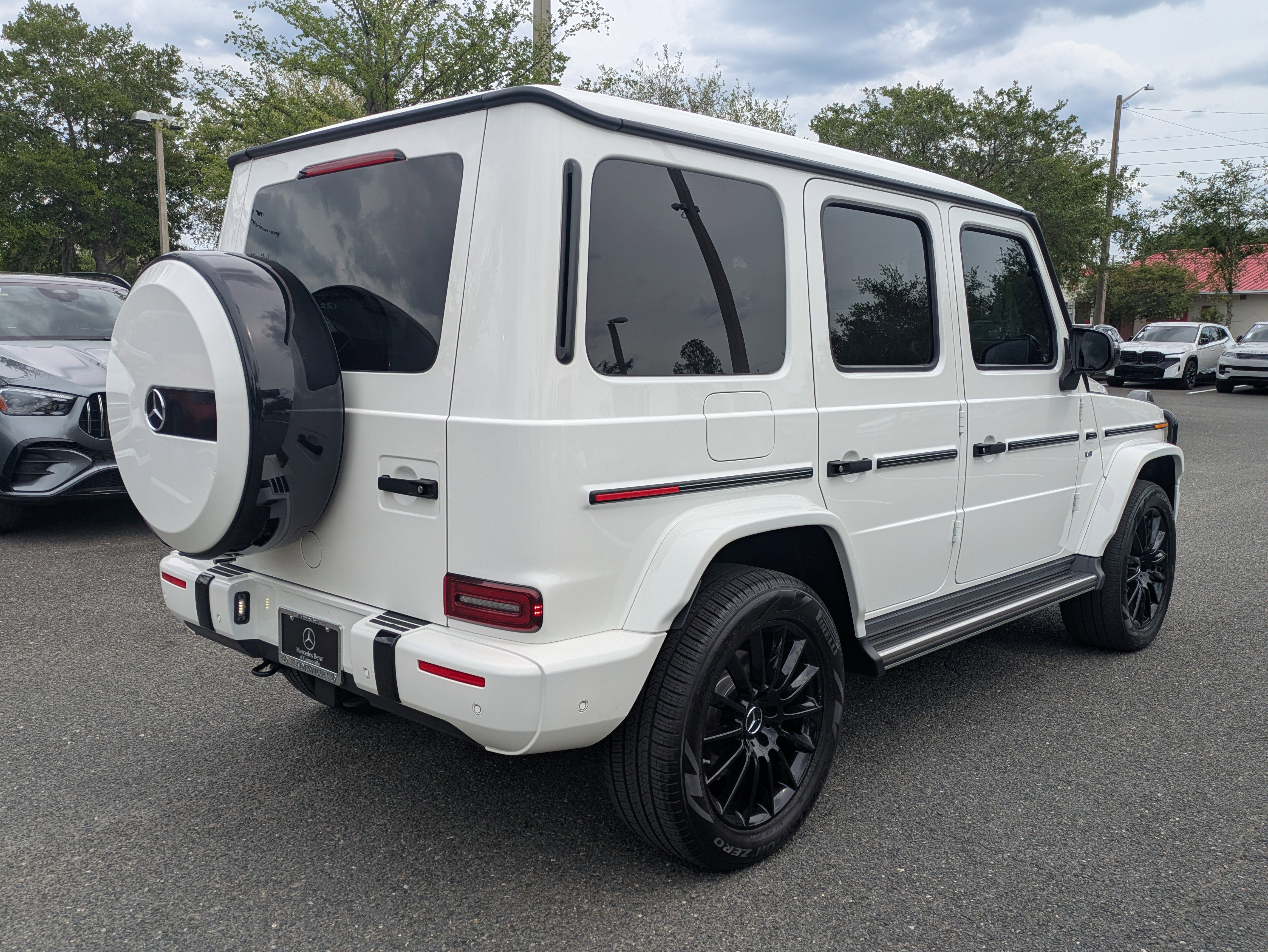 Certified 2023 Mercedes-Benz G 550 w/ G Manufaktur Interior Package image 4