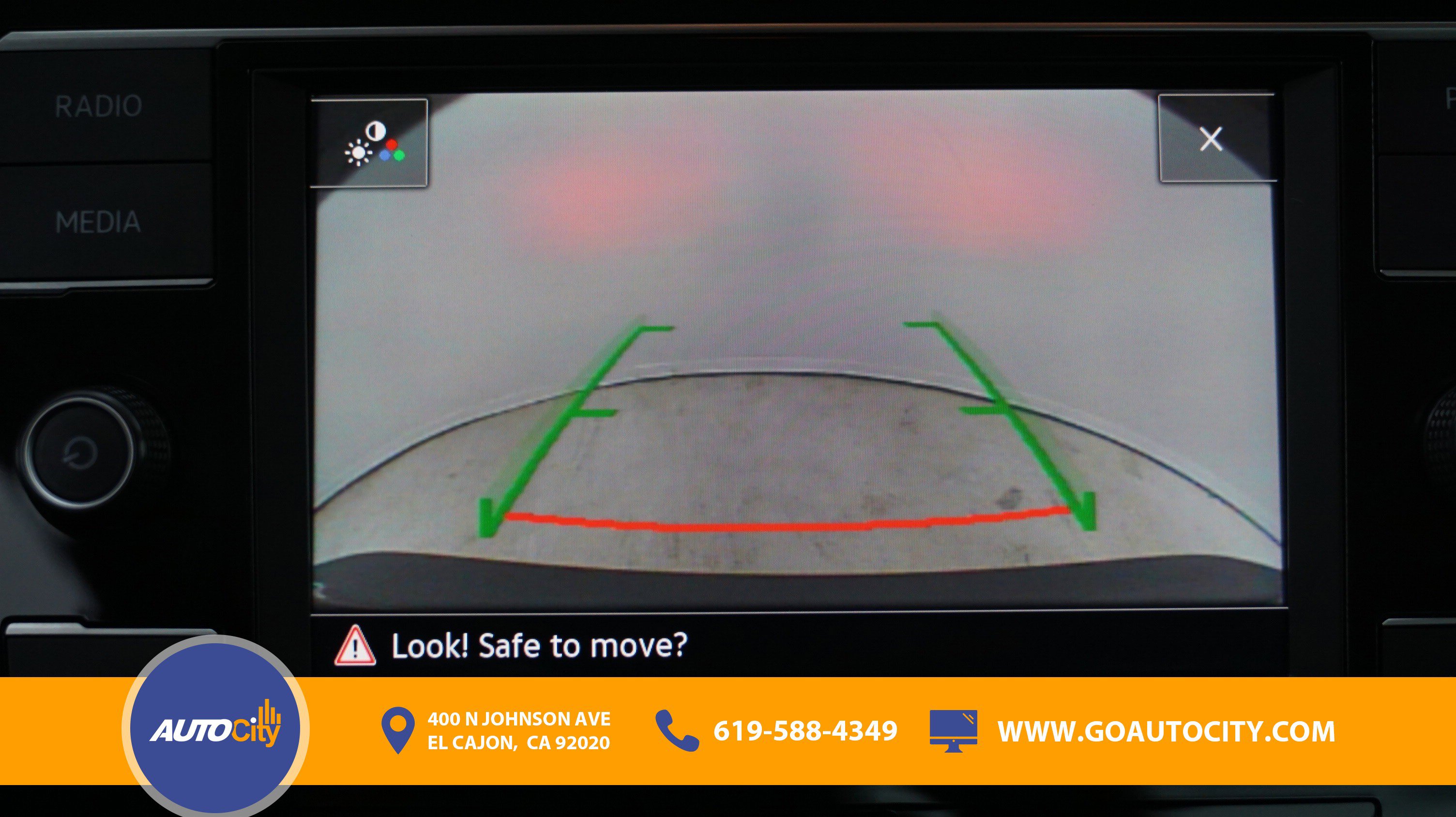 Used 2024 Volkswagen Jetta SE image 11